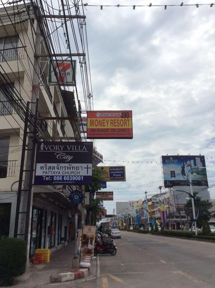 Money Resort Pattaya Luaran gambar