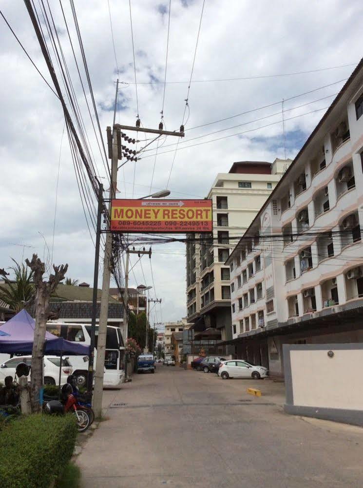 Money Resort Pattaya Luaran gambar